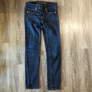 Women’s American Eagle Skinny Jeans - size 2